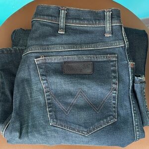 Wrangler Men's Dark Blue Relaxed Jeans